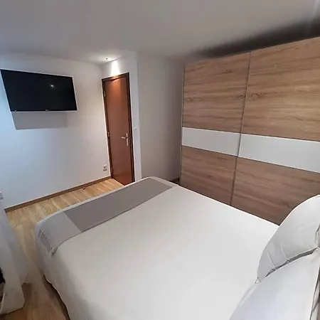 Natura House מלון *